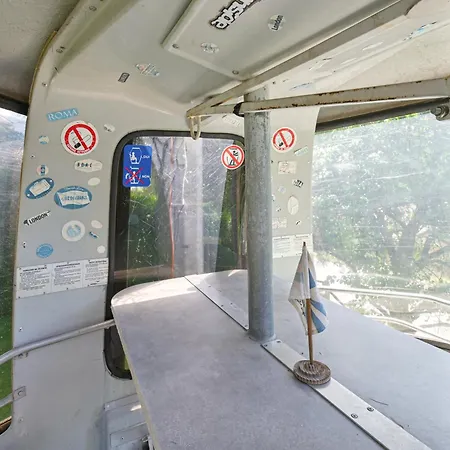 D'hotes La Telecabine