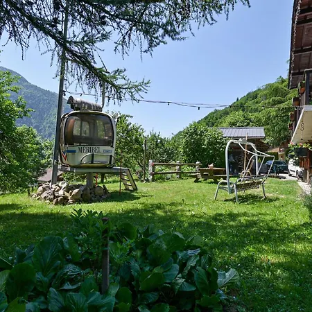D'hotes La Telecabine La Balme-de-Thuy